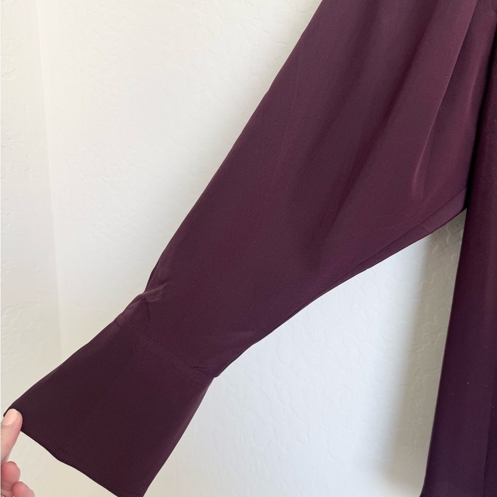 A.L.C. nomad silk top in chicory Size 6 Like New - Picture 9 of 9